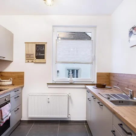 アパート Charmantes In *